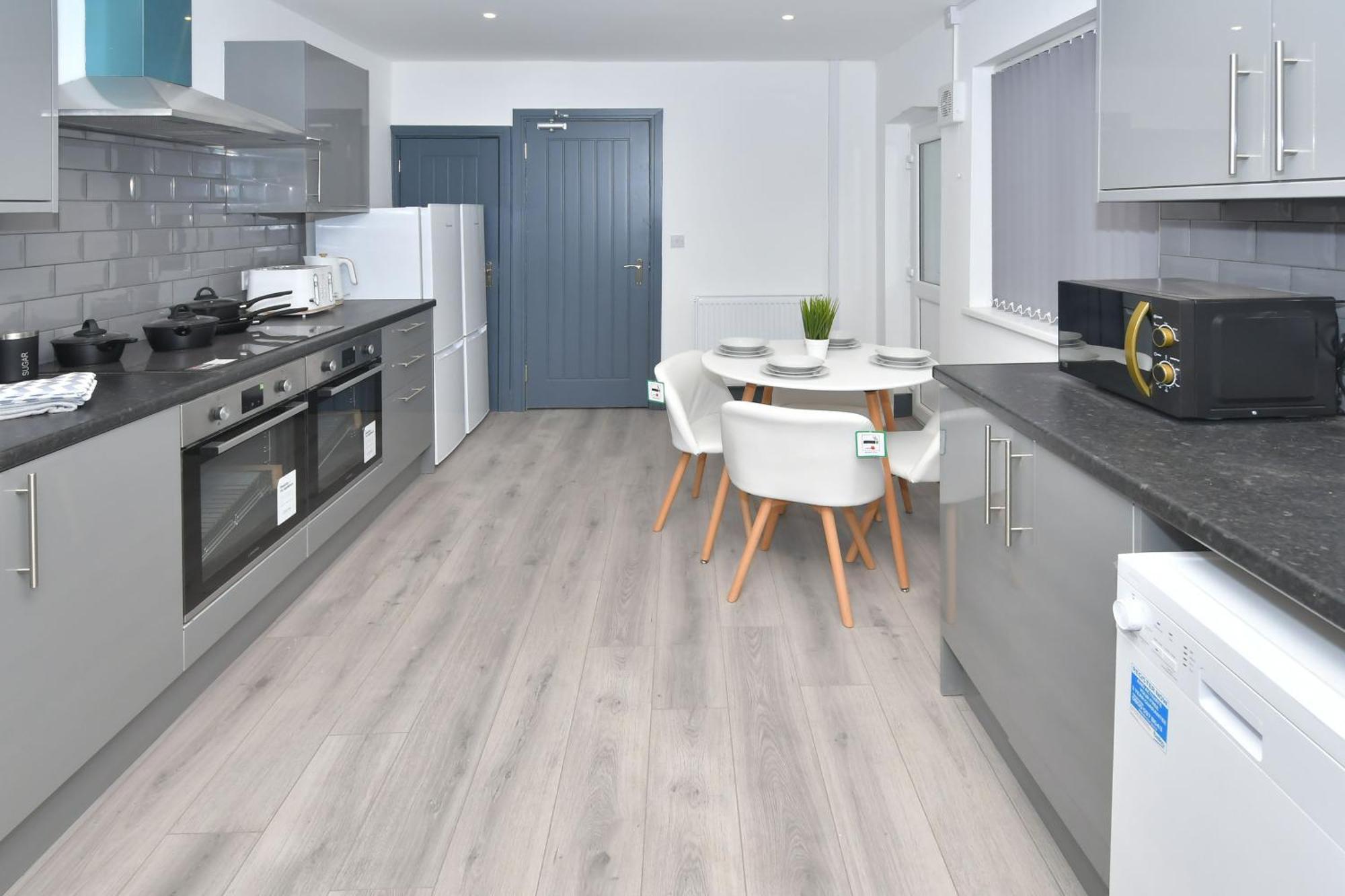 Townhouse @ 24 Brunswick Place Stoke Etruria المظهر الخارجي الصورة